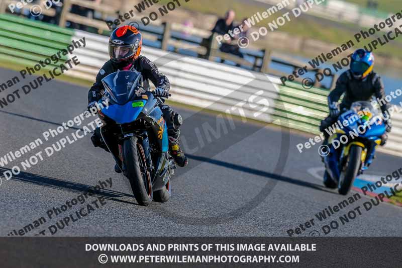 PJM Wedding Photography;enduro digital images;event digital images;eventdigitalimages;mallory park;mallory park photographs;mallory park trackday;mallory park trackday photographs;no limits trackdays;peter wileman photography;racing digital images;trackday digital images;trackday photos